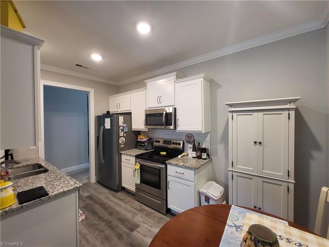 397 Northbridge Drive, High Point, NC 27265