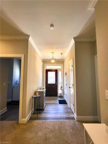 397 Northbridge Drive, High Point, NC 27265