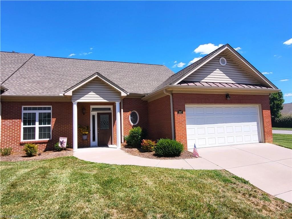 397 Northbridge Drive, High Point, NC 27265