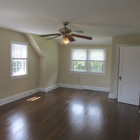 5240 Hawthorne RD, Roanoke, VA 24012