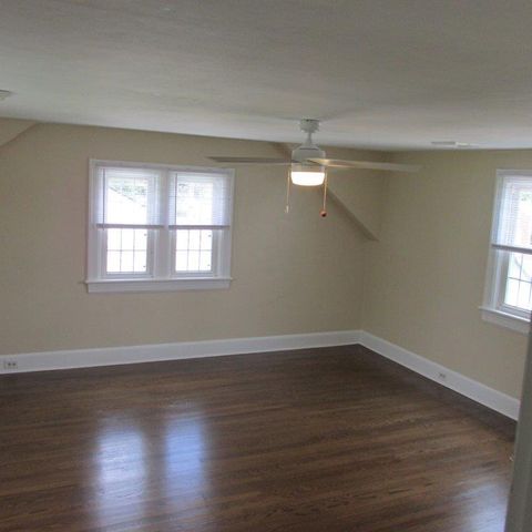 5240 Hawthorne RD, Roanoke, VA 24012