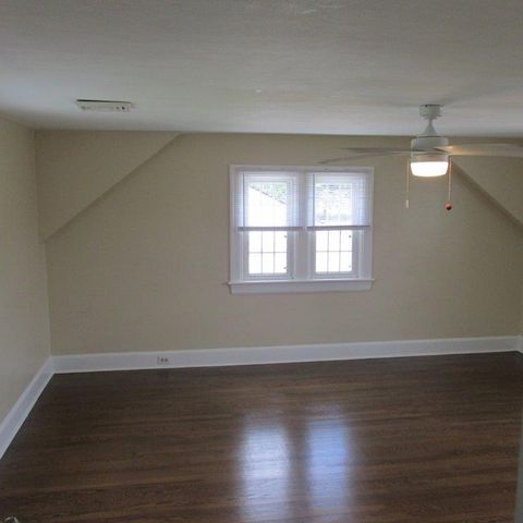 5240 Hawthorne RD, Roanoke, VA 24012