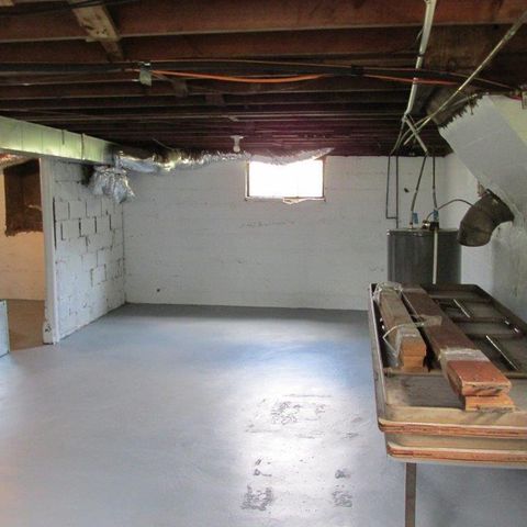 5240 Hawthorne RD, Roanoke, VA 24012