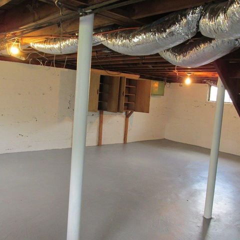 5240 Hawthorne RD, Roanoke, VA 24012