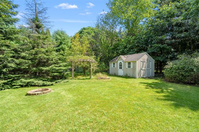 9731 Southern Oaks Court, Portage, MI 49002