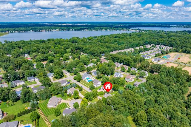 9731 Southern Oaks Court, Portage, MI 49002