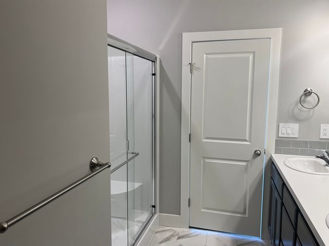 2323 S Hickory Creek St, Wichita, KS 67235