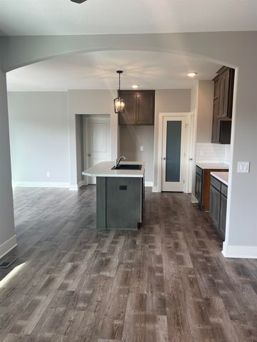 2323 S Hickory Creek St, Wichita, KS 67235