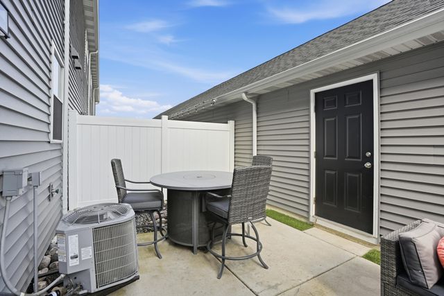 11789 Kentucky Street, Crown Point, IN 46307
