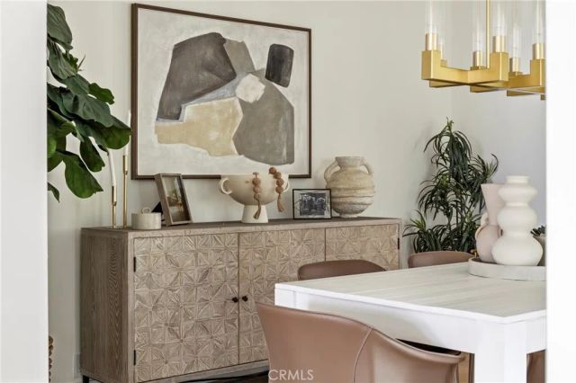 1519 Courtney Avenue, Los Angeles, CA 90046