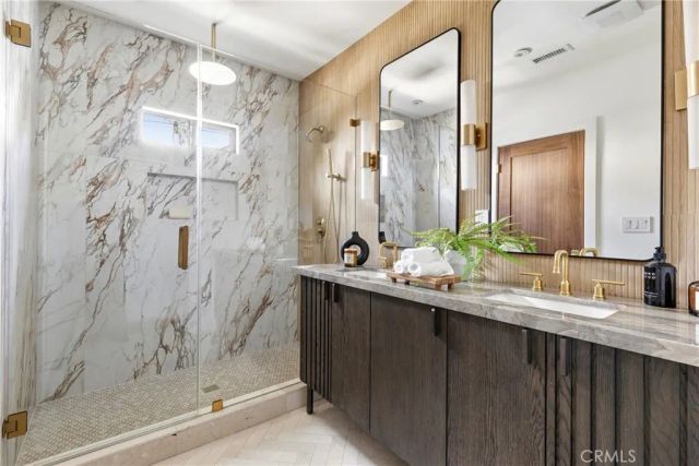 1519 Courtney Avenue, Los Angeles, CA 90046