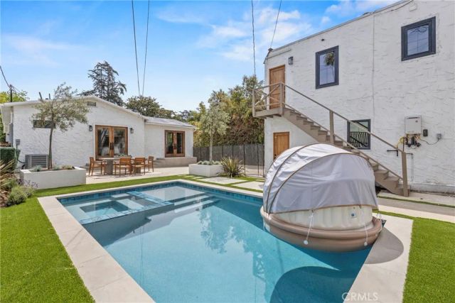 1519 Courtney Avenue, Los Angeles, CA 90046