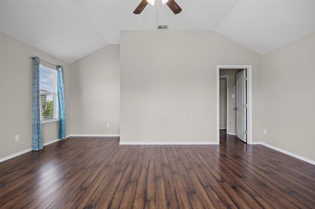 20521 Farm Pond LN, Pflugerville, TX 78660