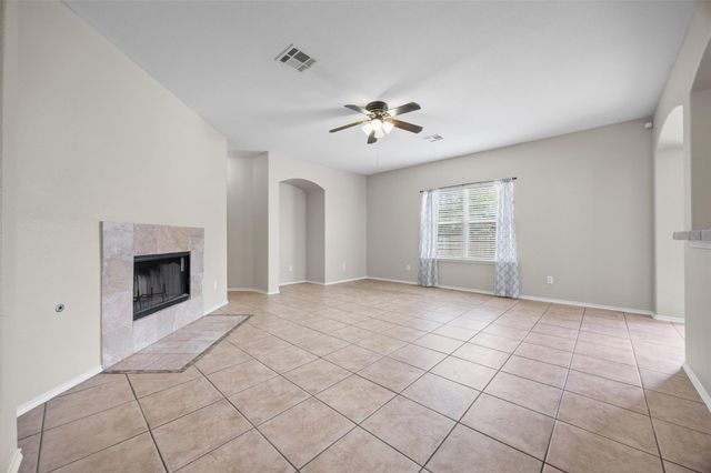 20521 Farm Pond LN, Pflugerville, TX 78660