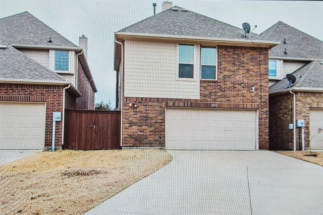2470 Sunderland Lane, Lewisville, TX 75067