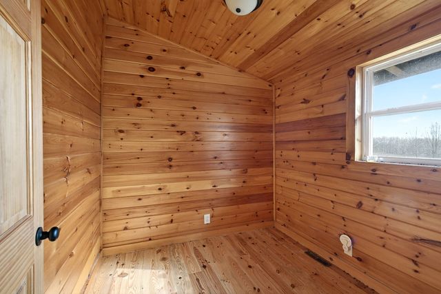 6425 Plateau Rd, Crossville, TN 38571