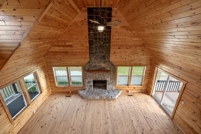 6425 Plateau Rd, Crossville, TN 38571