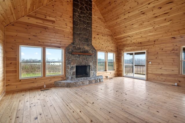 6425 Plateau Rd, Crossville, TN 38571