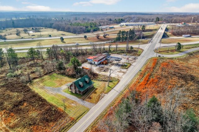 6425 Plateau Rd, Crossville, TN 38571