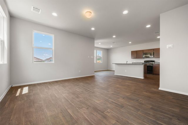 187 Haywood MNR, Kyle, TX 78656