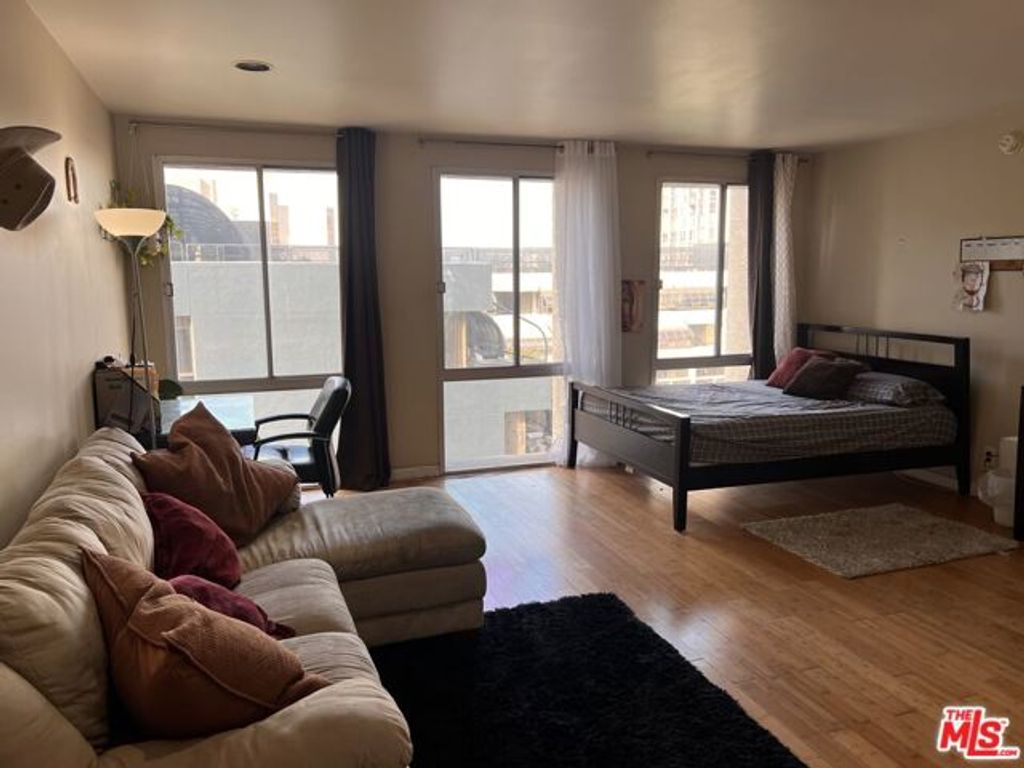 800 W 1st Street 509, Los Angeles, CA 90012