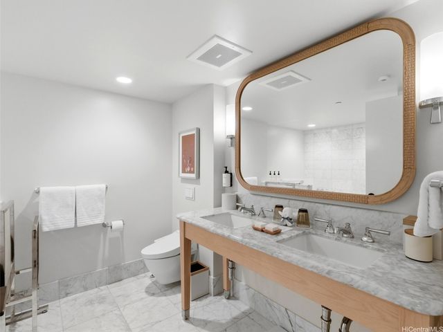 223 Saratoga Road 812, Honolulu, HI 96815