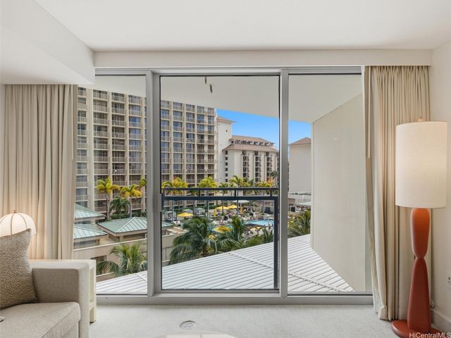 223 Saratoga Road 812, Honolulu, HI 96815