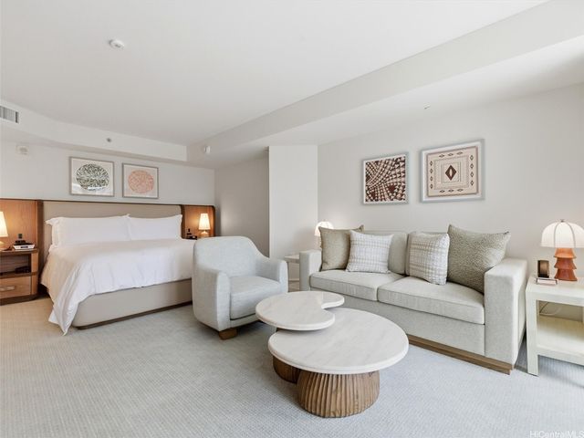 223 Saratoga Road 812, Honolulu, HI 96815