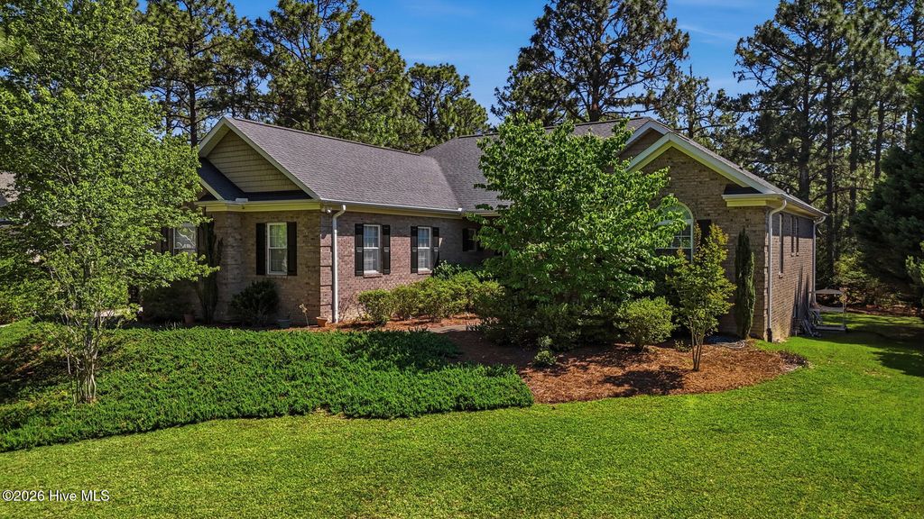 103 Smathers Drive, West End, NC 27376