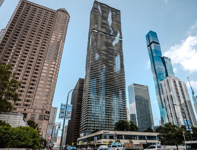 225 N Columbus Drive 8008, Chicago, IL 60601