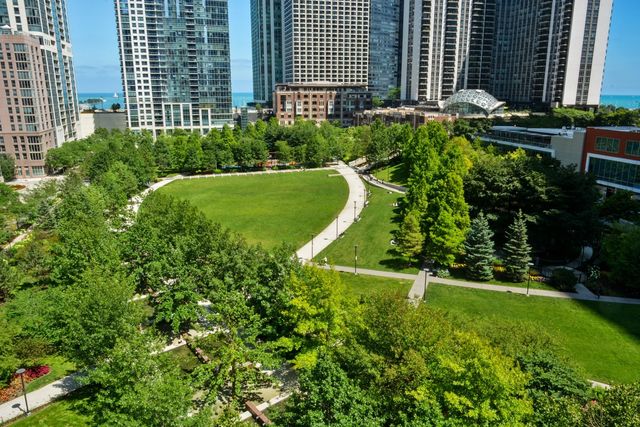 225 N Columbus Drive 8008, Chicago, IL 60601