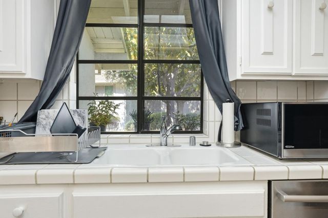 5449 Cribari Green, San Jose, CA 95135