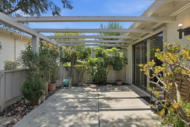 5449 Cribari Green, San Jose, CA 95135
