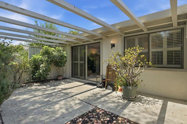 5449 Cribari Green, San Jose, CA 95135