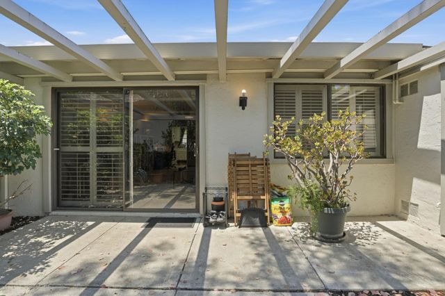 5449 Cribari Green, San Jose, CA 95135