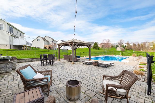 247 Branchbrook Drive, Henrietta, NY 14467