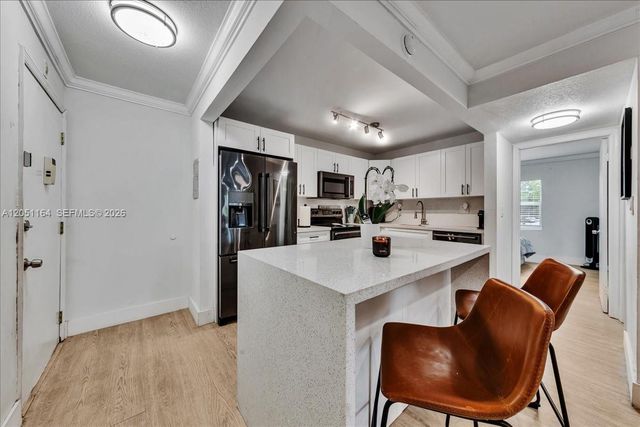 9225 SW 87th Avenue A12, Miami, FL 33176