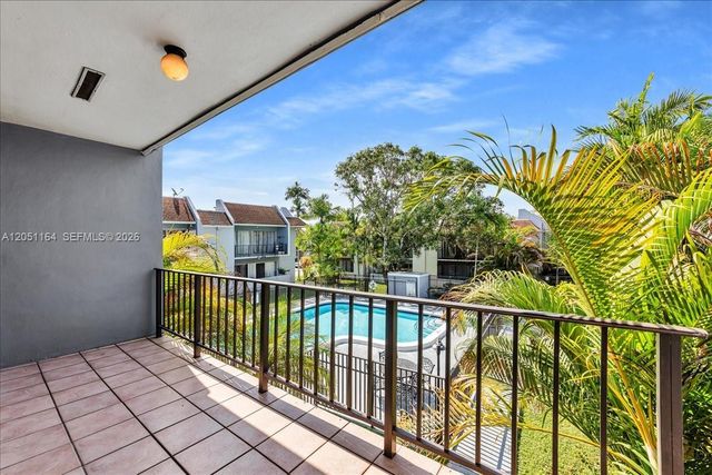 9225 SW 87th Avenue A12, Miami, FL 33176