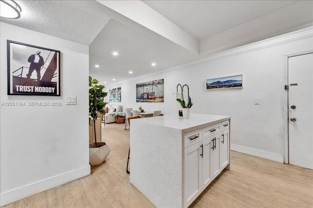 9225 SW 87th Avenue A12, Miami, FL 33176
