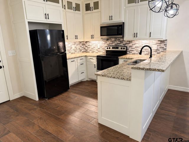2506 Canton Street, Tyler, TX 75702