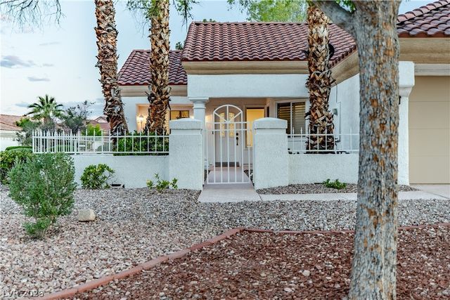 9217 January Drive, Las Vegas, NV 89134