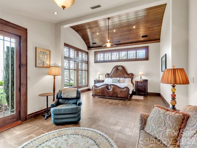 93 Lombard Street, Waynesville, NC 28786