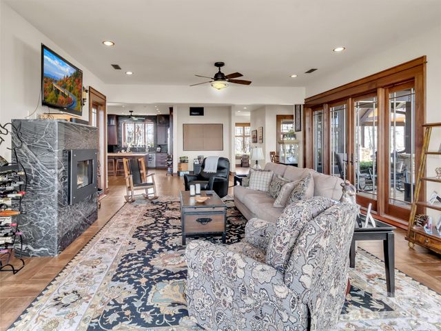 93 Lombard Street, Waynesville, NC 28786