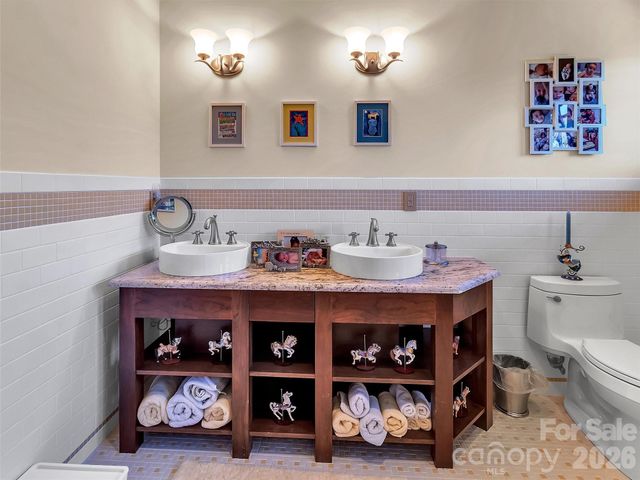 93 Lombard Street, Waynesville, NC 28786