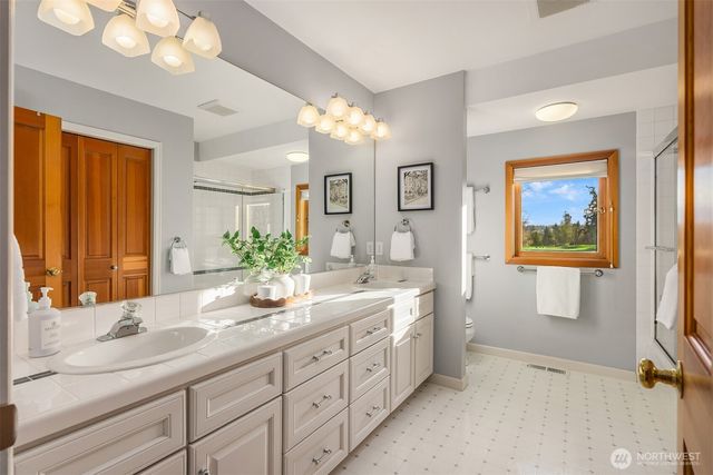 1245 High School Road NE, Bainbridge Island, WA 98110