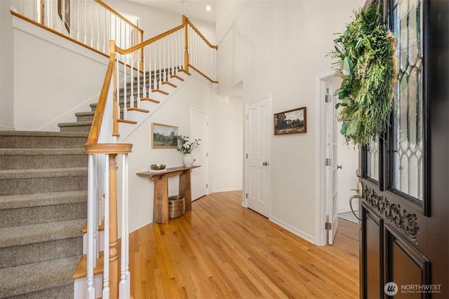 1245 High School Road NE, Bainbridge Island, WA 98110