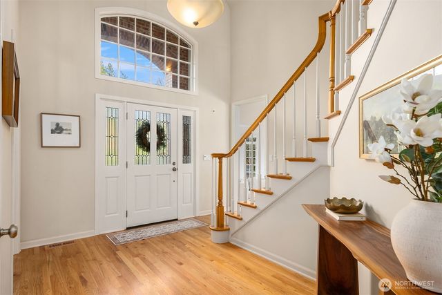 1245 High School Road NE, Bainbridge Island, WA 98110