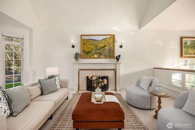 1245 High School Road NE, Bainbridge Island, WA 98110