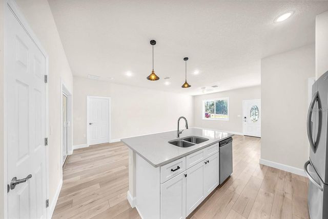 15062 SW 63RD COURT ROAD, Ocala, FL 34473