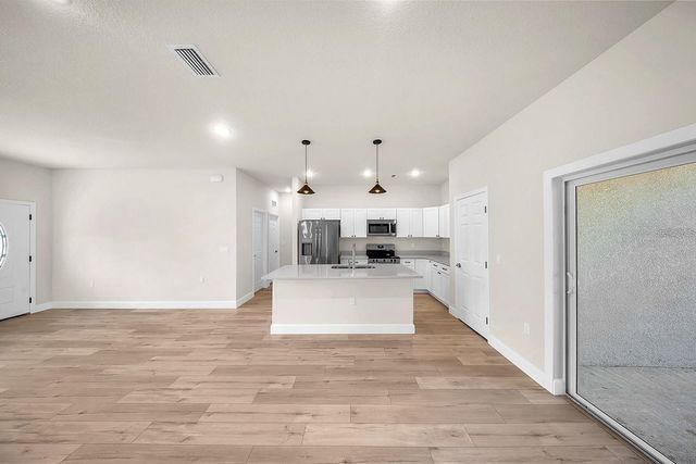 15062 SW 63RD COURT ROAD, Ocala, FL 34473